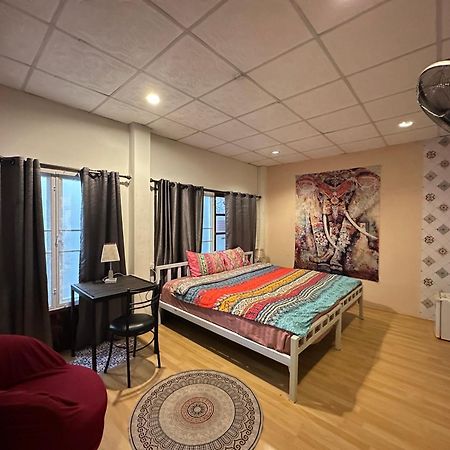 Villa'S Homestay チエンマイ エクステリア 写真