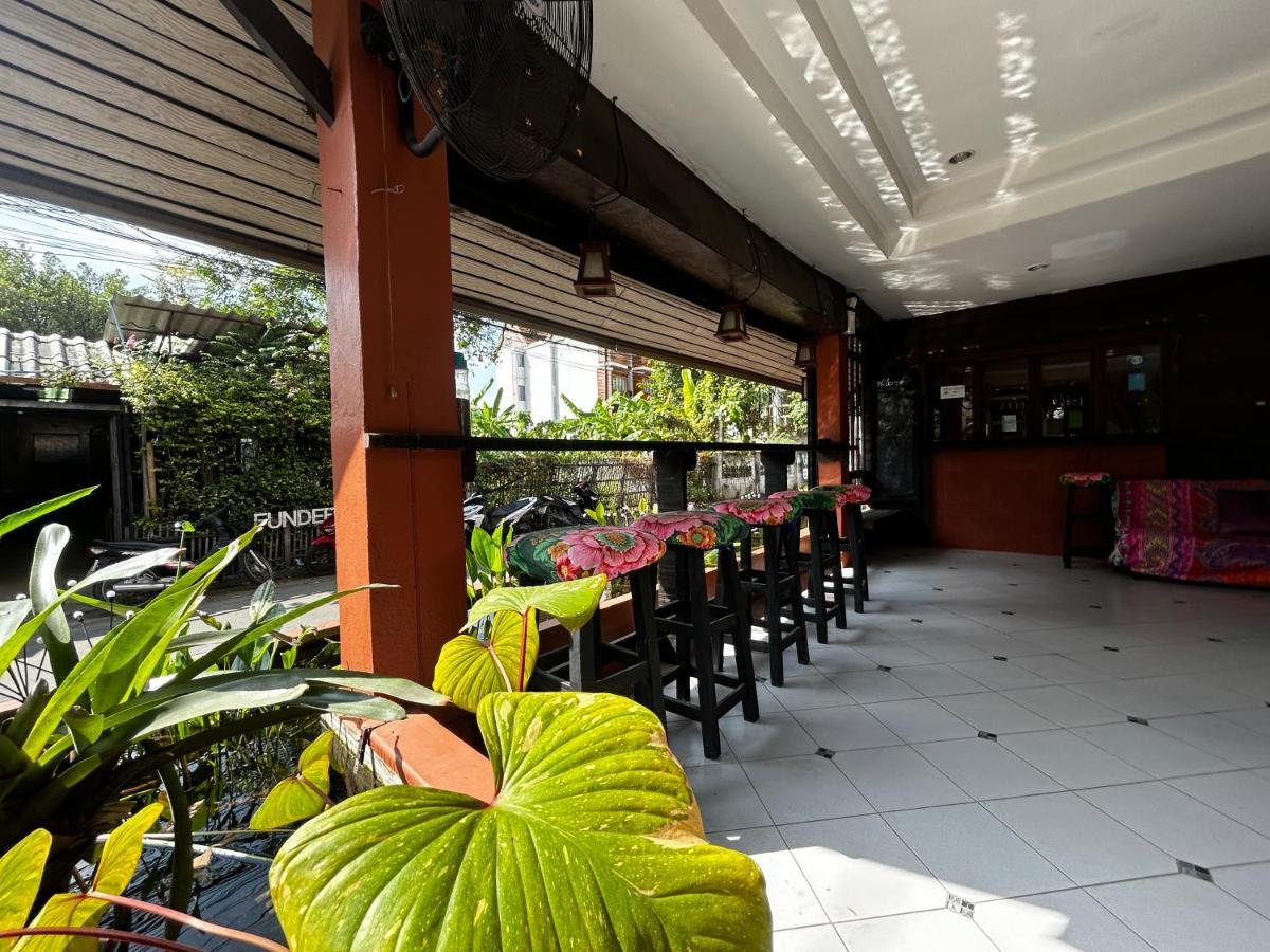Villa'S Homestay チエンマイ エクステリア 写真