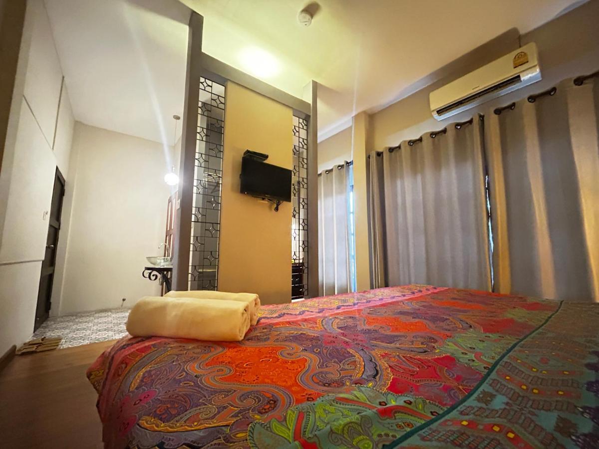 Villa'S Homestay チエンマイ エクステリア 写真
