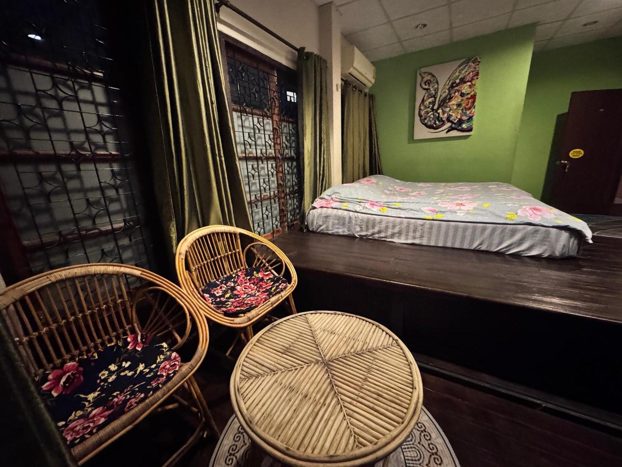 Villa'S Homestay チエンマイ エクステリア 写真